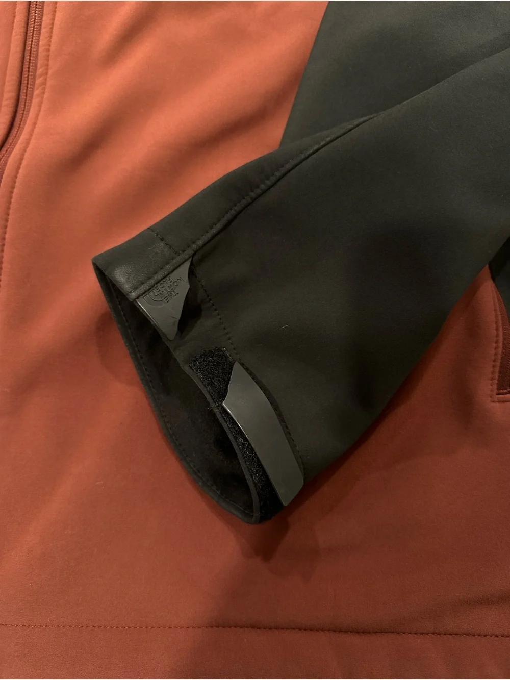 The North Face Apex Bionic Red & Black Jacket - Men's 3XL (Left Cuff Flaw)